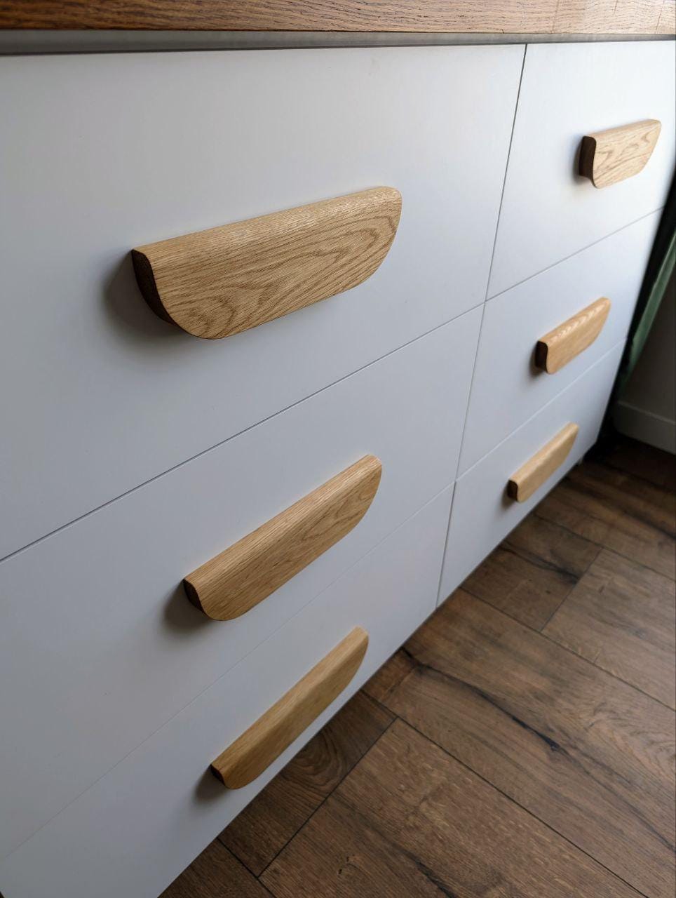 Wide Oak Cabinet Handle – Long Minimalist Wooden Drawer Pull (Single Piece)