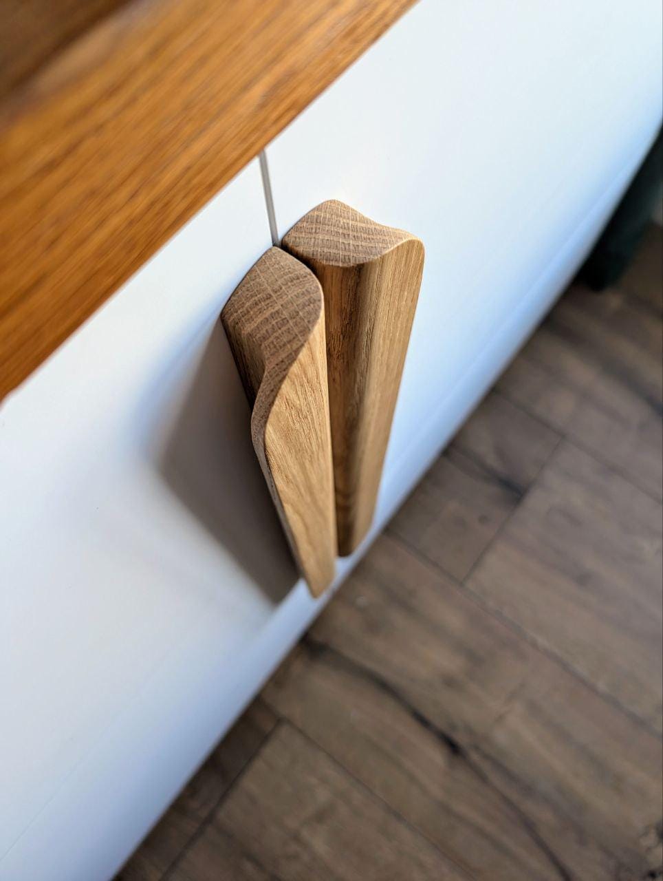 Oak Cabinet Handle – Long Minimalist Wooden Drawer Pull (Single Piece)