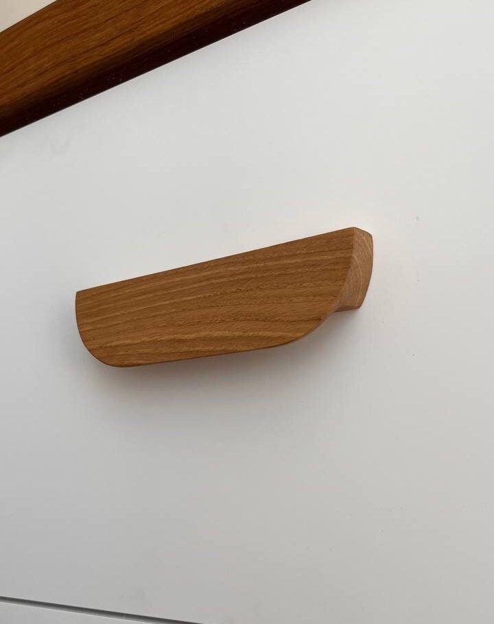 Oak Line Cabinet Handle – Slim Minimalist Wooden Drawer Pull