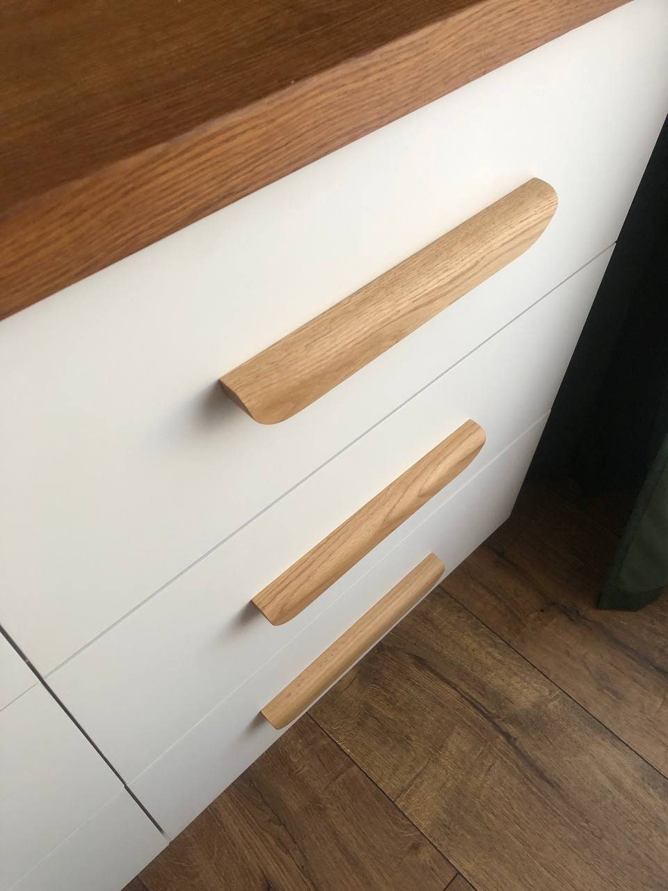 Oak Line Handle – Long Minimalist Wooden Cabinet Pull