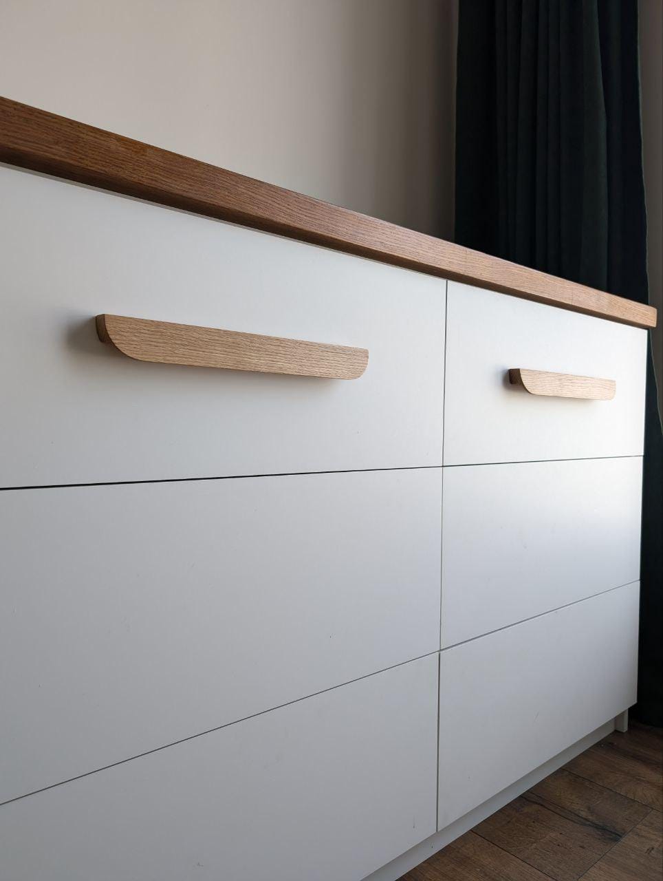 Oak Line Cabinet Handle – Long Minimalist Wooden Drawer Pull (Single Piece)