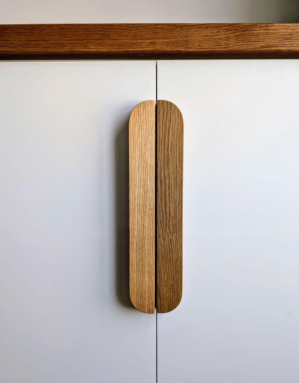 Oak Line Cabinet Handle – Long Minimalist Wooden Drawer Pull (Single Piece)