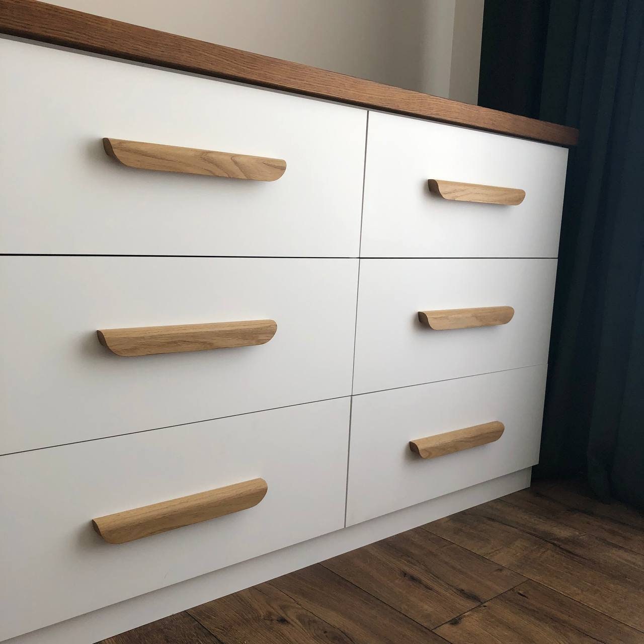 Oak Line Handle – Long Minimalist Wooden Cabinet Pull