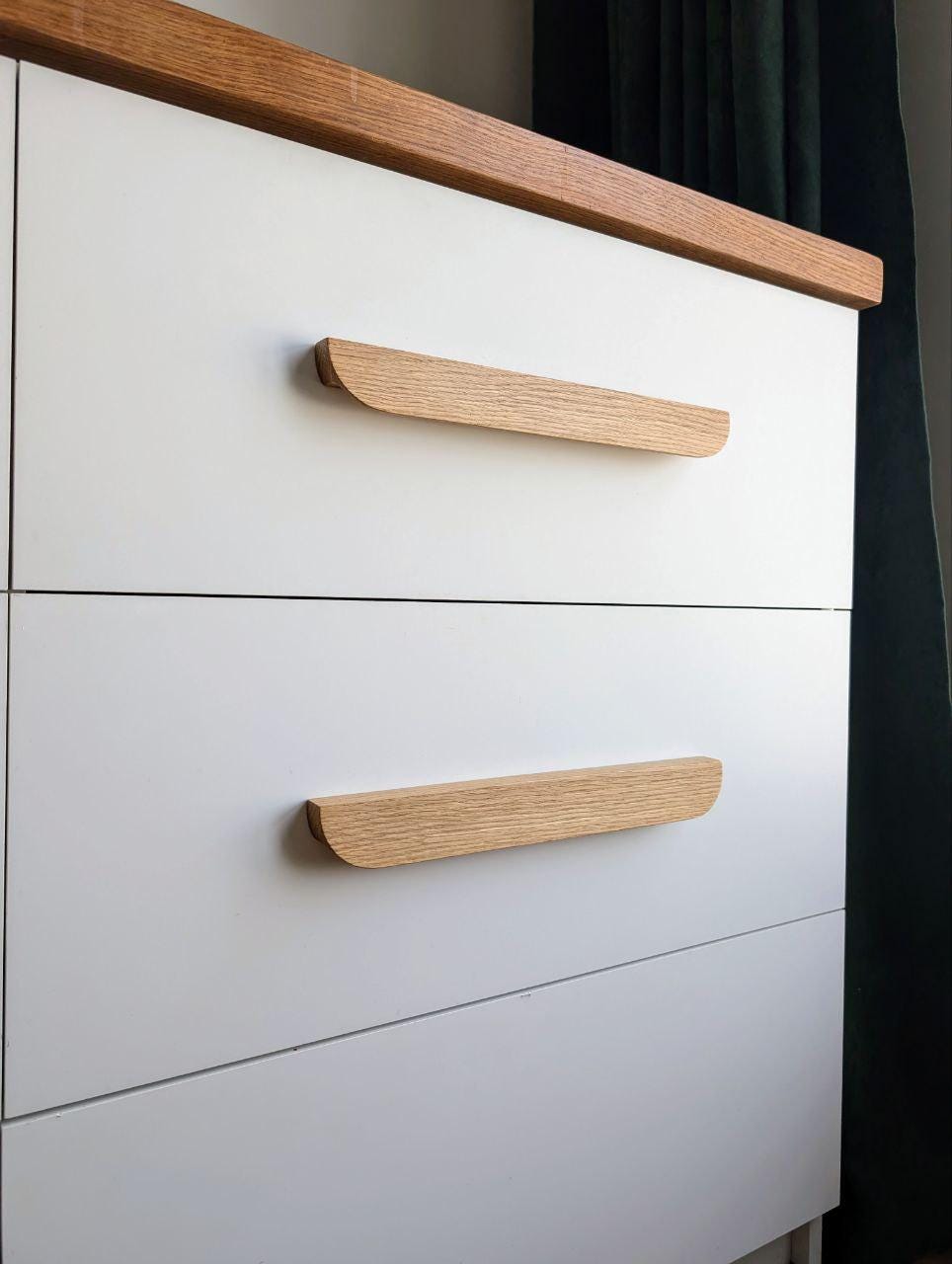 Oak Line Cabinet Handle – Long Minimalist Wooden Drawer Pull (Single Piece)