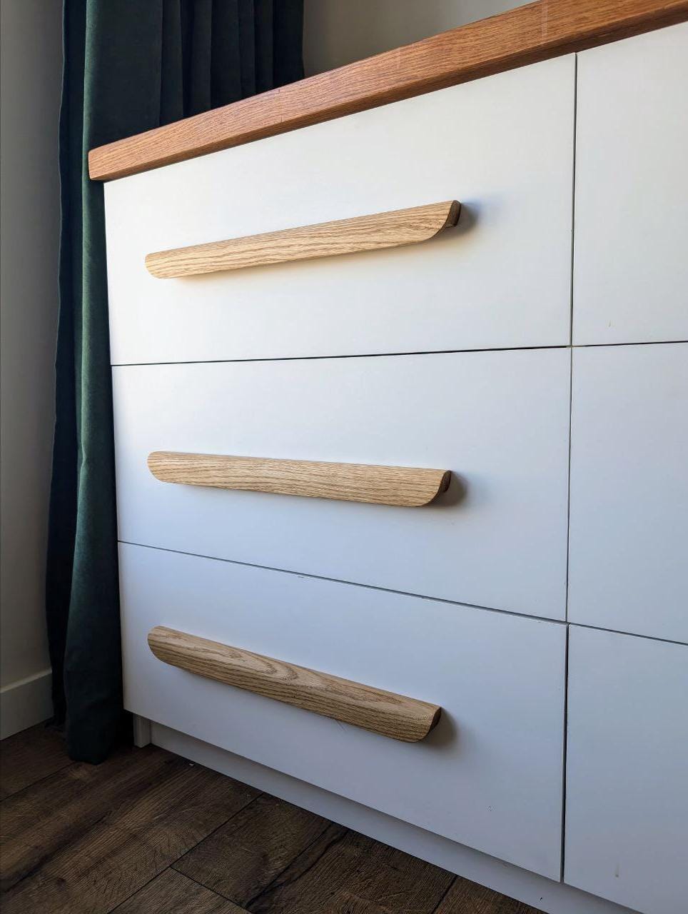 Oak Cabinet Handle – Long Minimalist Wooden Drawer Pull (Single Piece)