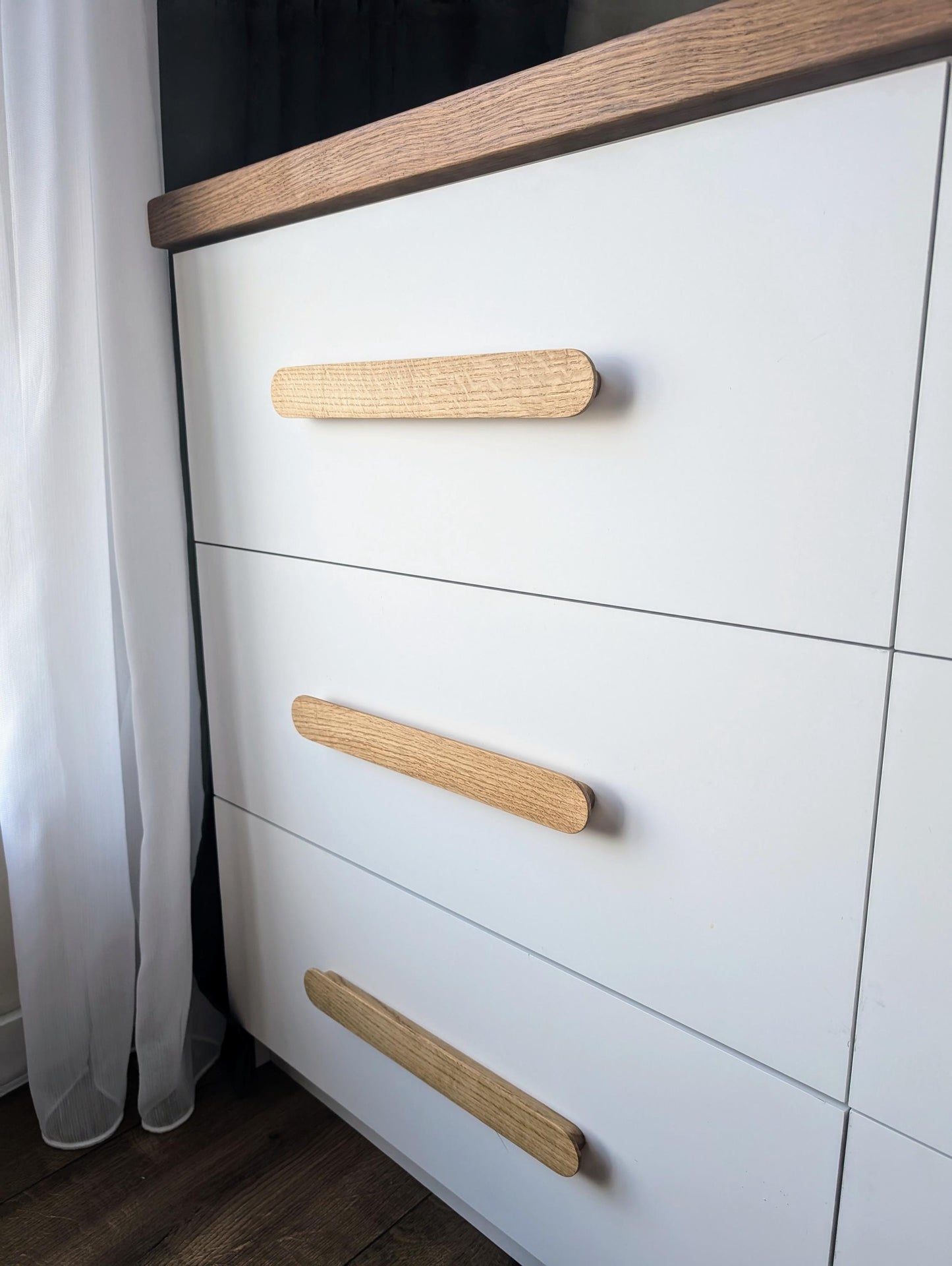 Slim Oak Handles – Modern Minimalist Wooden Cabinet Pulls (4"–20")