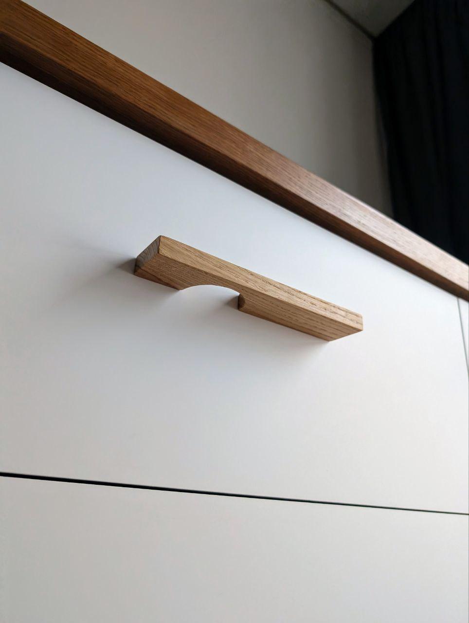 Slim Oak Cabinet Handles – Minimalist Wooden Drawer Pulls | Modern Scandinavian Solid Wood Handles for Furniture
