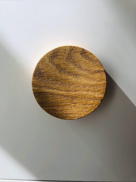 Round Oak Knob – Solid Wood Cabinet Handle in Scandinavian Style