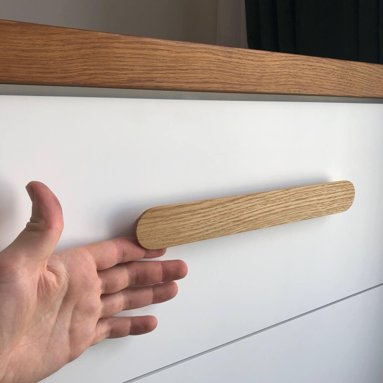 Slim Oak Handles – Modern Minimalist Wooden Cabinet Pulls (4"–20")