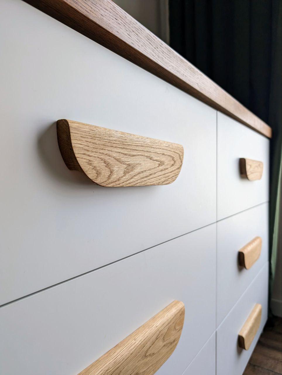 Wide Oak Cabinet Handle – Long Minimalist Wooden Drawer Pull (Single Piece)