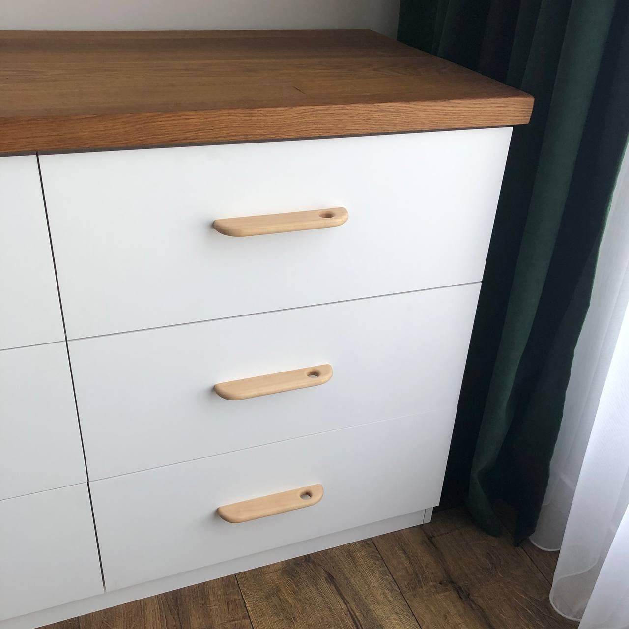 Slim Maple Cabinet Handle – Modern Wooden Drawer Pull, Minimalist Furniture Handle