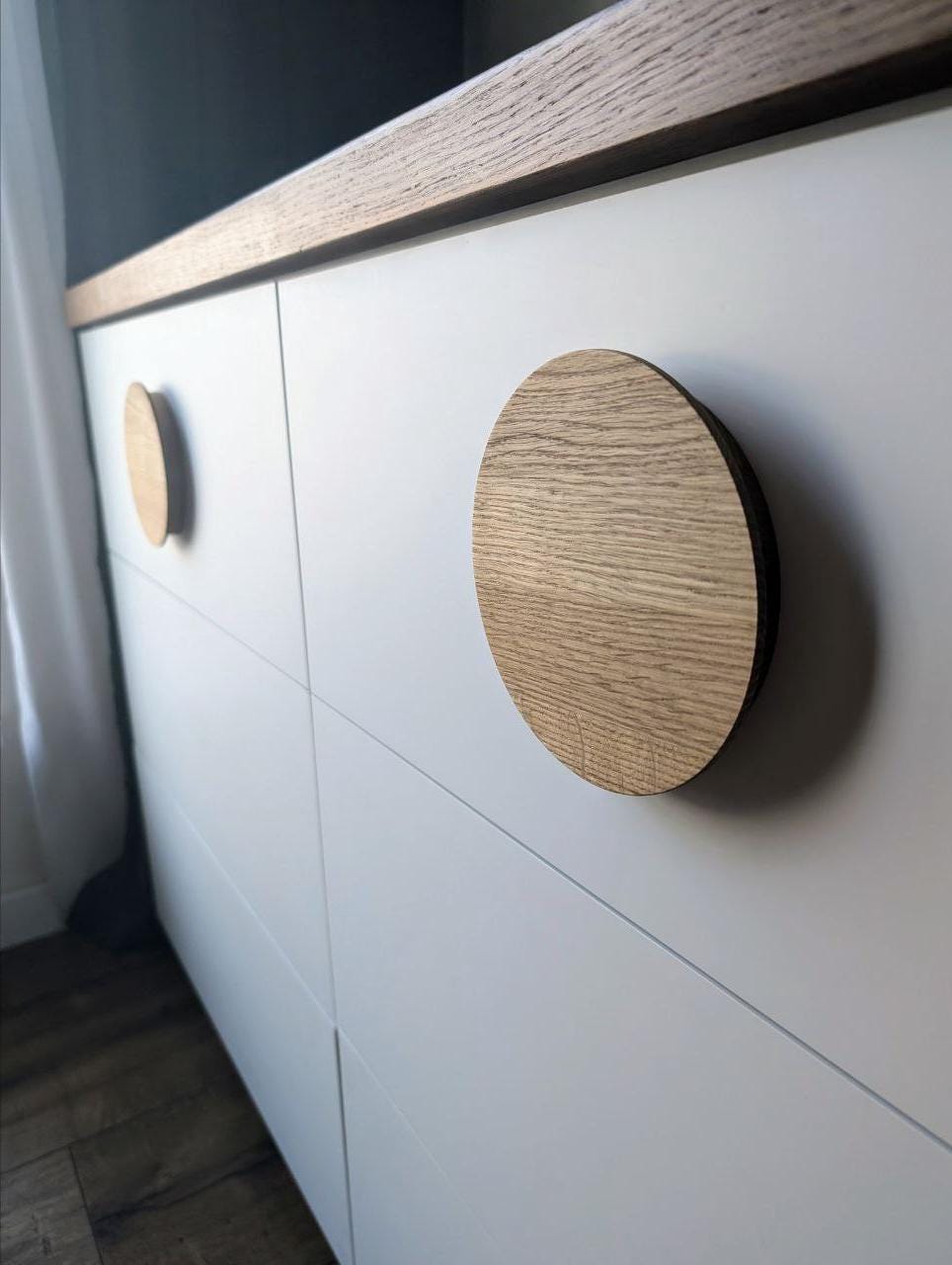 Round Oak Knob – Solid Wood Drawer Pull, Minimalist Cabinet Handle, Natural Wooden Knob for Furniture & Wardrobe