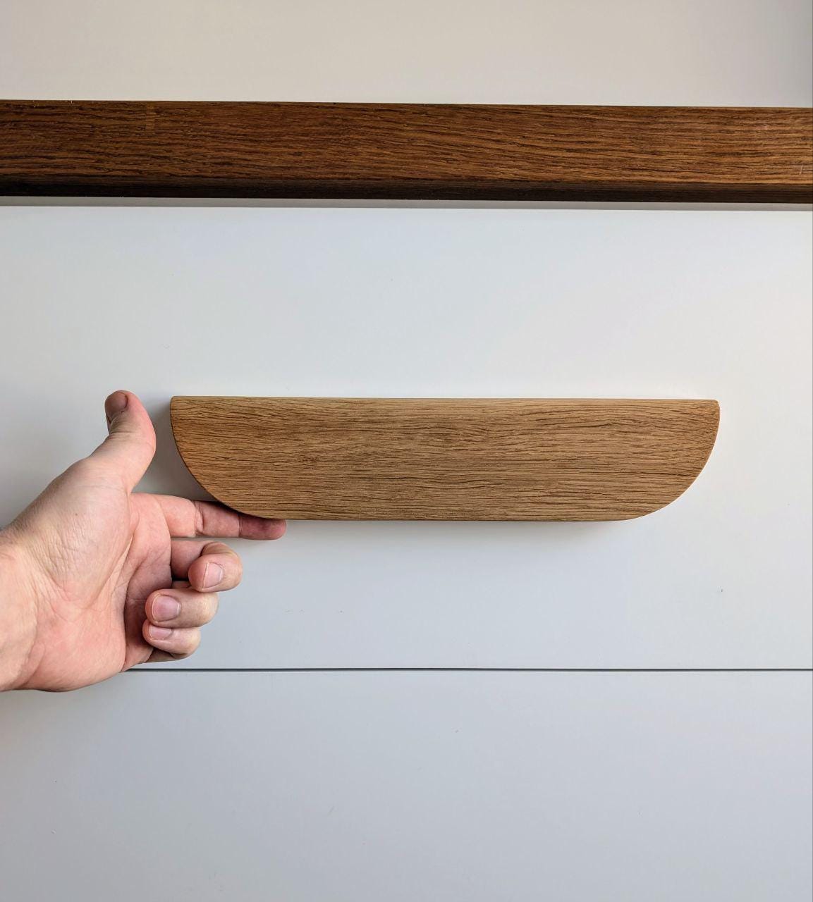 Wide Oak Handle – Long Minimalist Wooden Cabinet Pull (Single Piece)