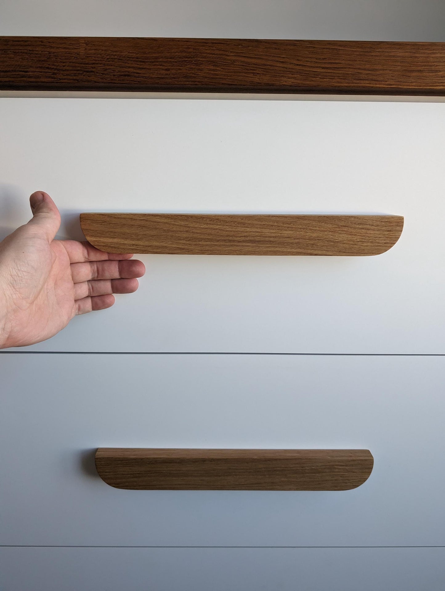 Slim Oak Handle – Long Minimalist Wooden Cabinet Pull
