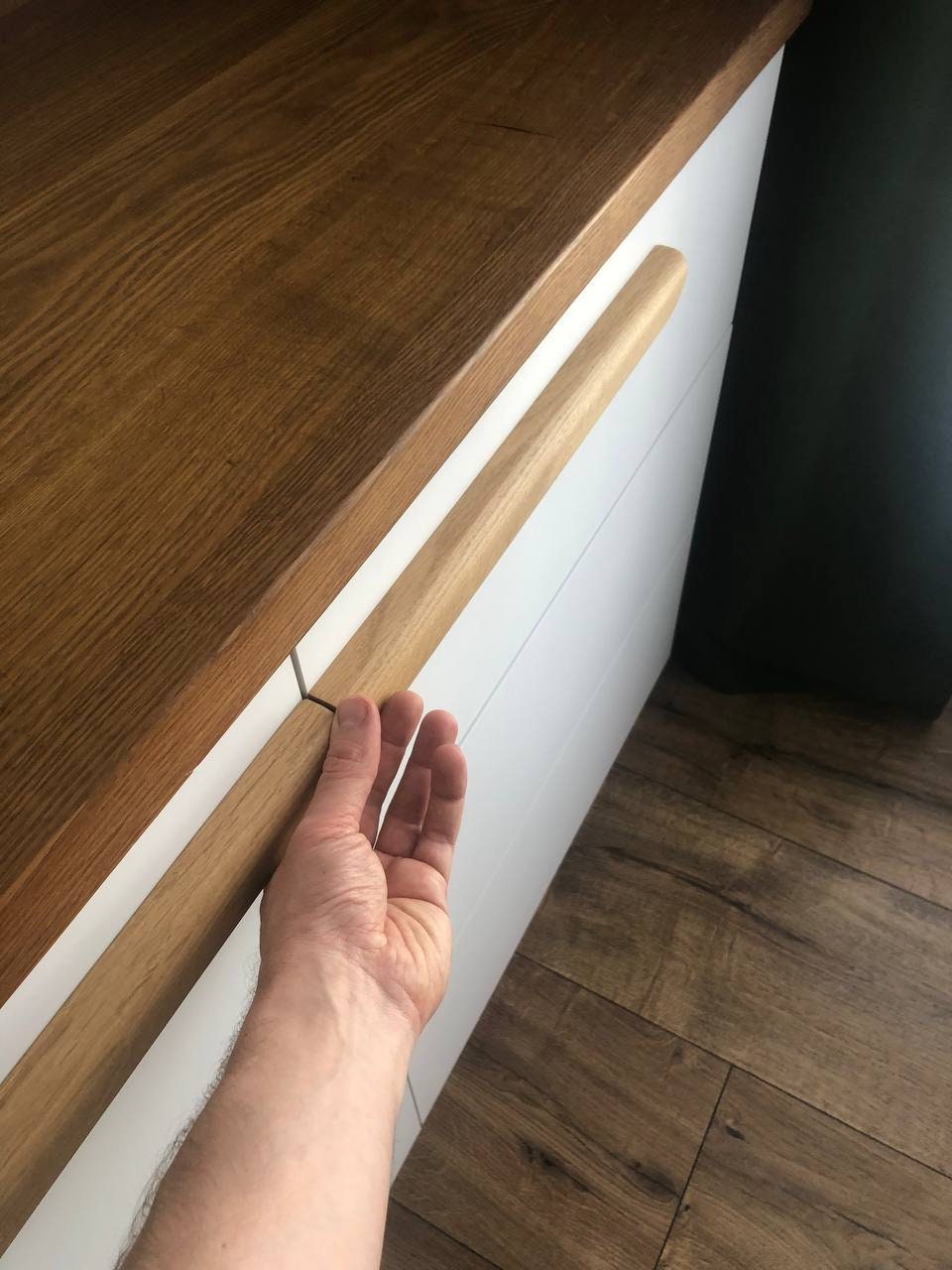 Oak Cabinet Handle Pair – Long Minimalist Wooden Drawer Pulls (Left & Right)