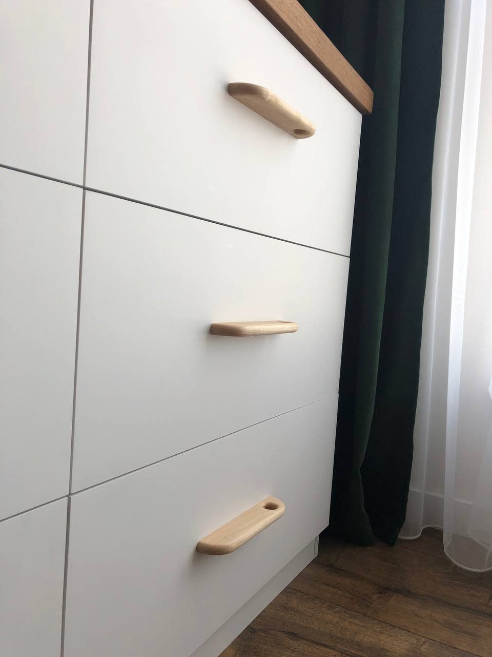 Slim Maple Cabinet Handle – Modern Wooden Drawer Pull, Minimalist Furniture Handle