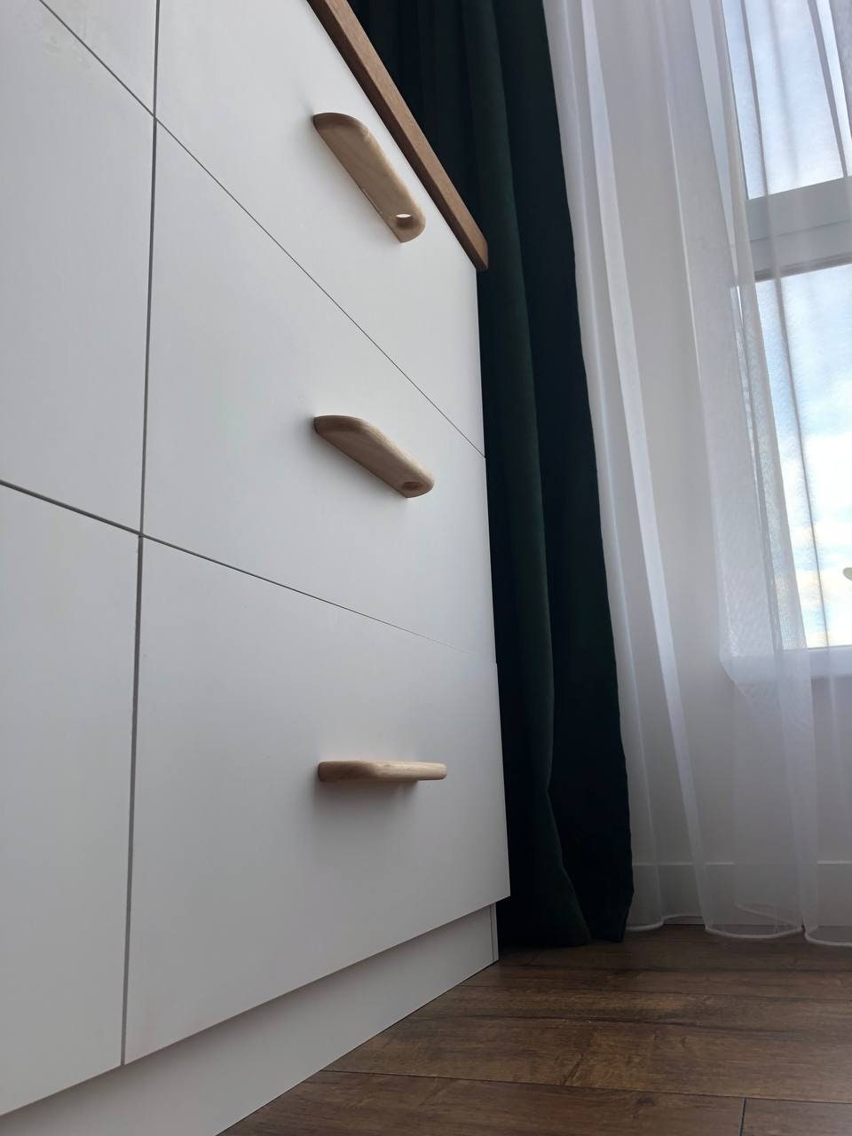 Slim Maple Cabinet Handle – Modern Wooden Drawer Pull, Minimalist Furniture Handle