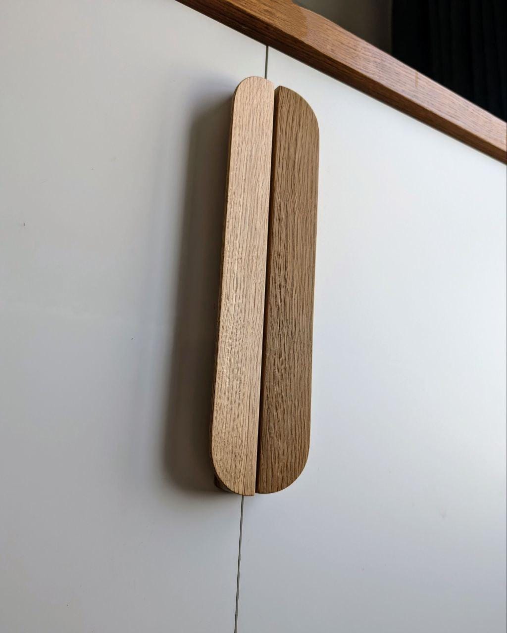 Oak Line Cabinet Handle – Long Minimalist Wooden Drawer Pull (Single Piece)