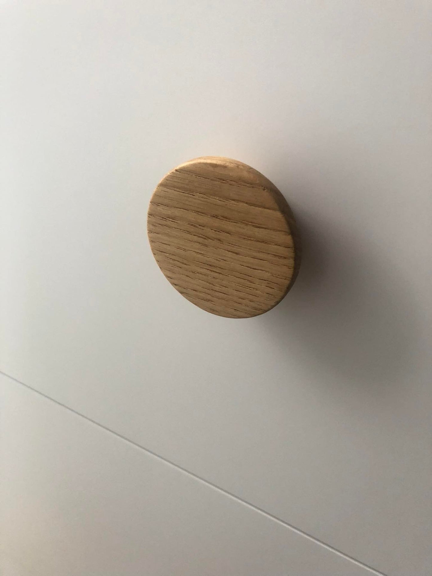 Round Oak Knob – Minimalist Wooden Drawer Pull and Wall Hook