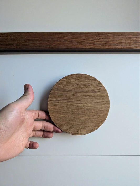 Round Oak Knob – Solid Wood Drawer Pull, Minimalist Cabinet Handle, Natural Wooden Knob for Furniture & Wardrobe