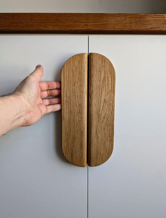 Wide Oak Handle – Long Minimalist Wooden Cabinet Pull (Single Piece)