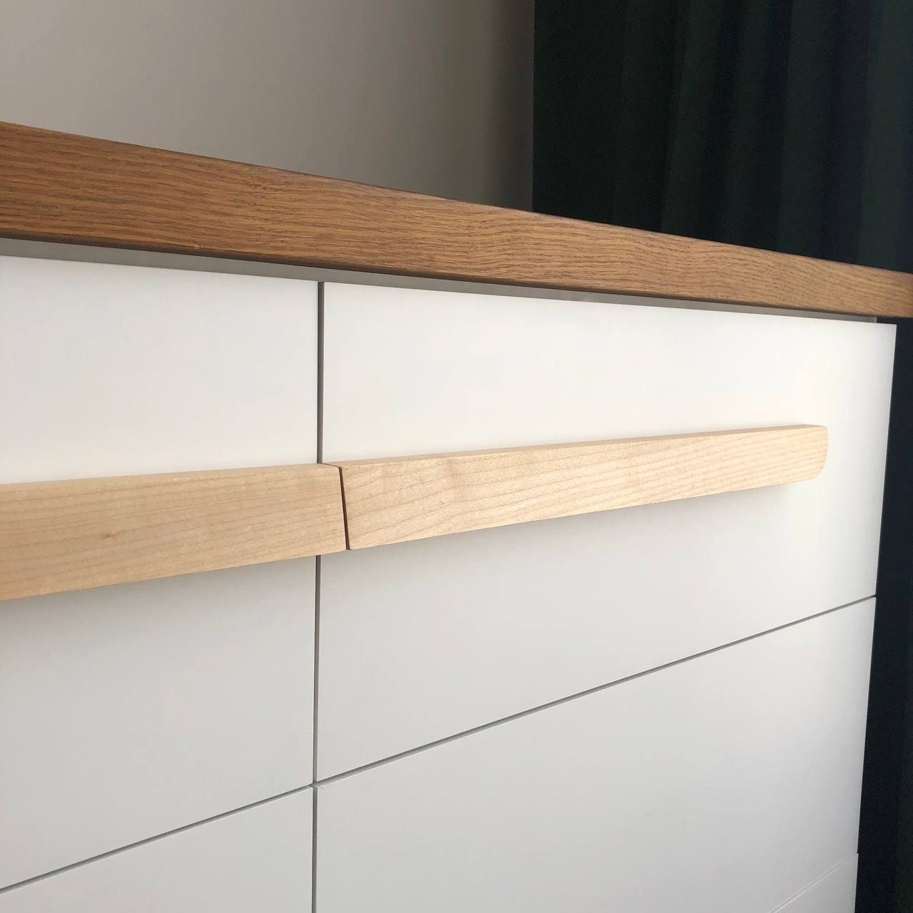 Maple Cabinet Handle Pair – Long Minimalist Wooden Drawer Pulls (Left & Right)