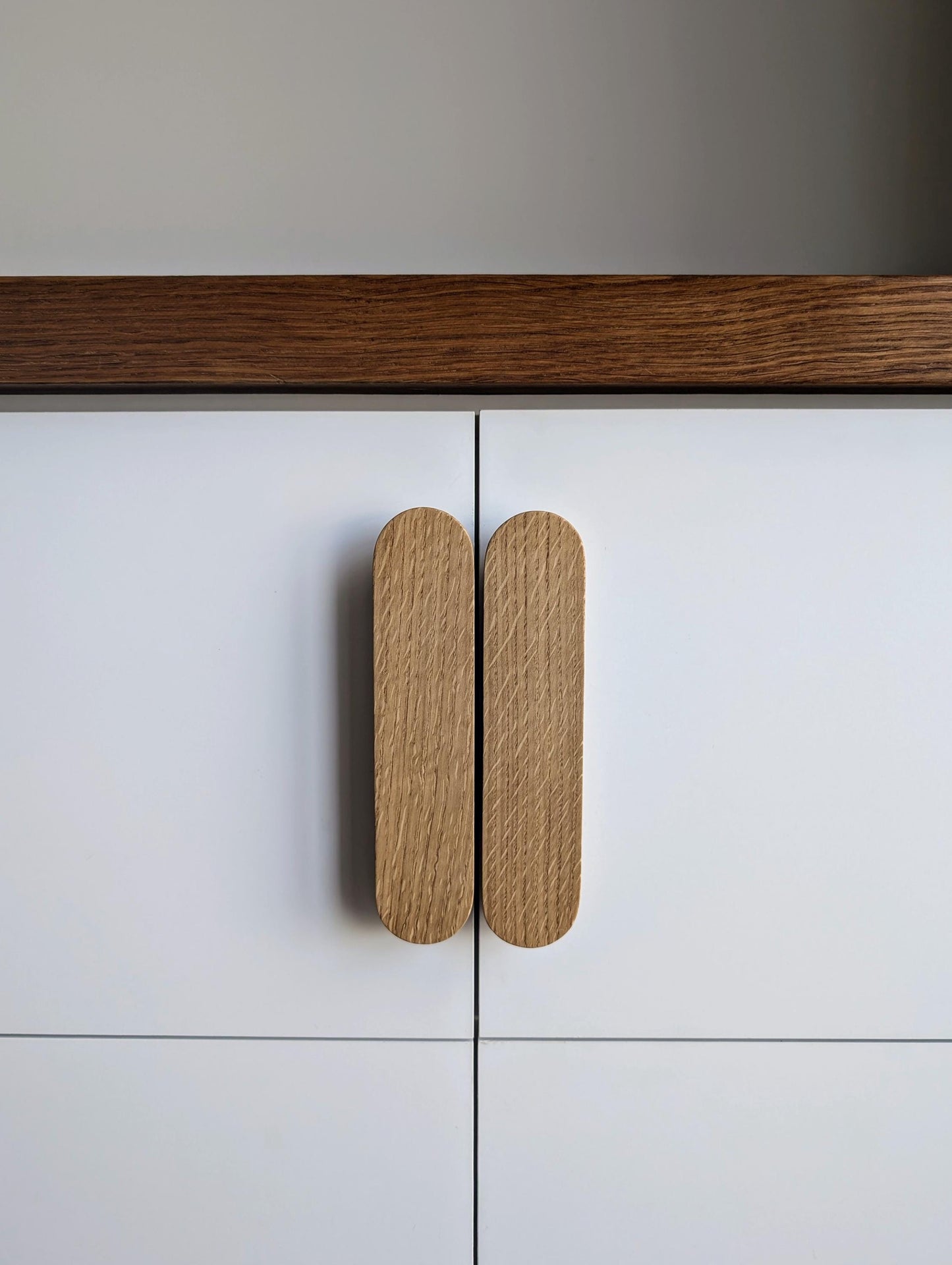 Slim Oak Handles – Modern Minimalist Wooden Cabinet Pulls (4"–20")