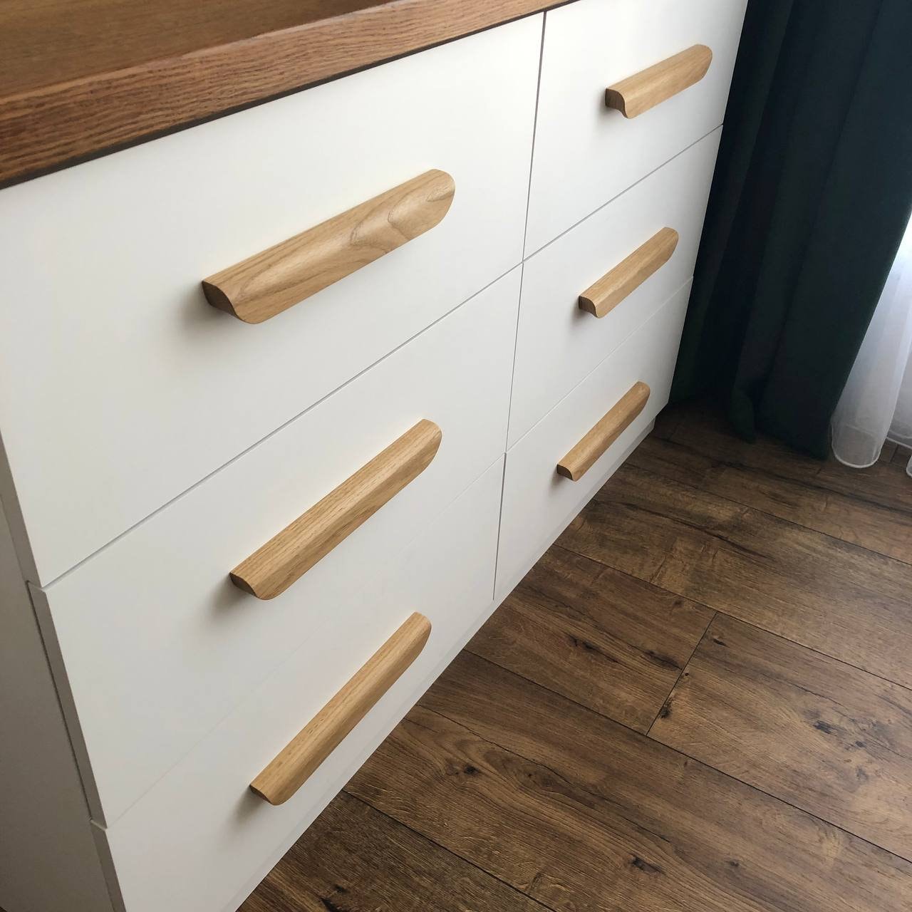 Oak Line Handle – Long Minimalist Wooden Cabinet Pull