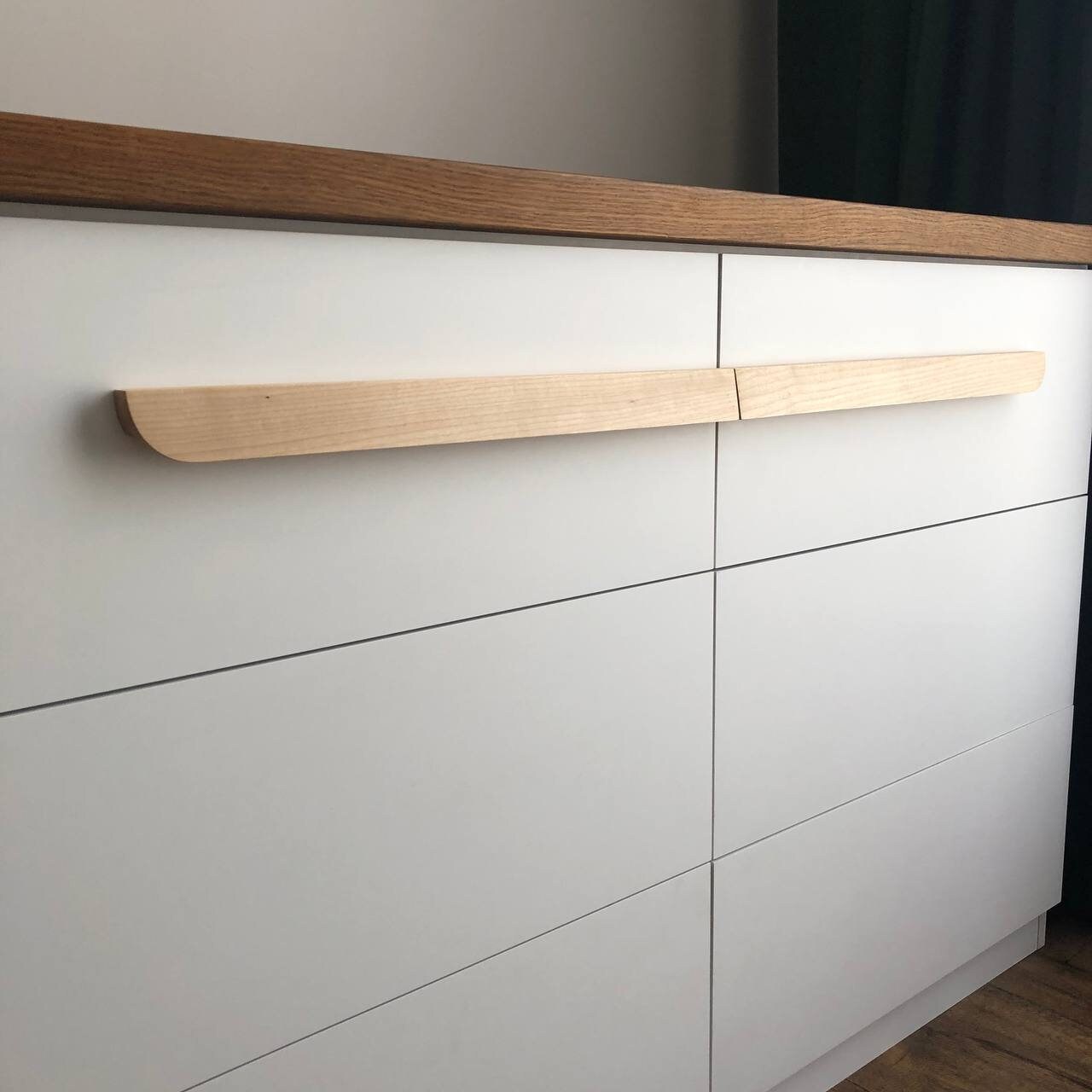 Maple Cabinet Handle Pair – Long Minimalist Wooden Drawer Pulls (Left & Right)