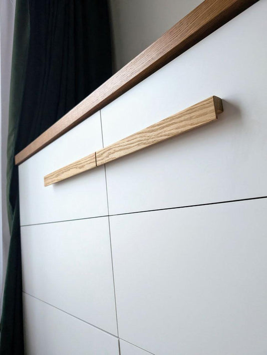 Oak Cabinet Handle – Minimalist Wooden Drawer Pull for Wardrobe and Furniture