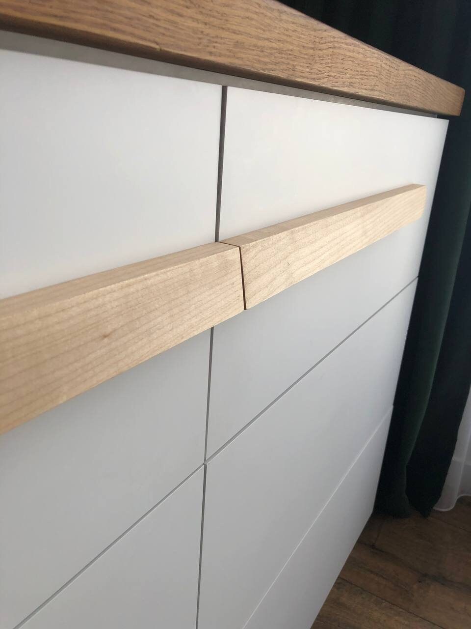 Maple Cabinet Handle Pair – Long Minimalist Wooden Drawer Pulls (Left & Right)