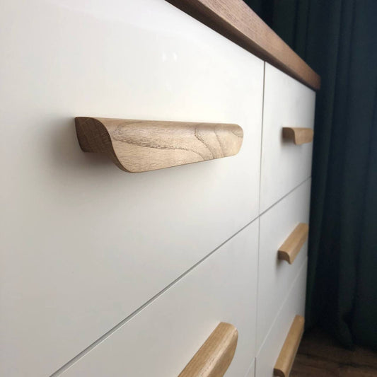 Oak Line Handle – Long Minimalist Wooden Cabinet Pull