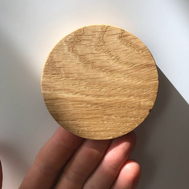 Round Oak Knob – Solid Wood Cabinet Handle in Scandinavian Style